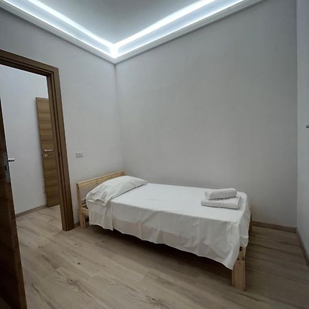 Villa Milano Apt. N. 2 Buitenkant foto