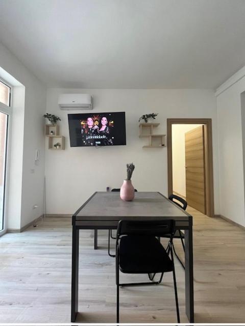 Villa Milano Apt. N. 2 Buitenkant foto